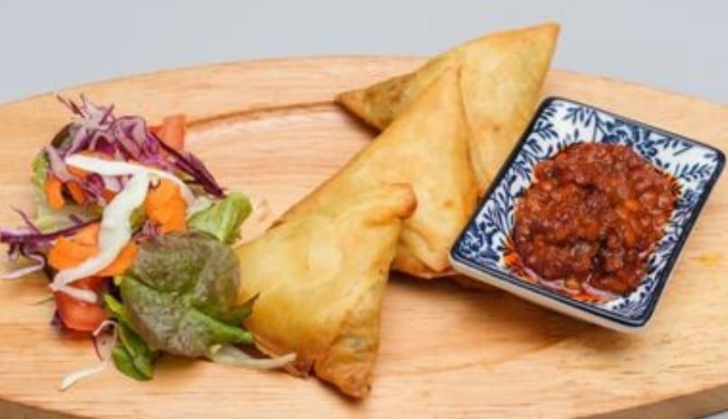 Salat mit Rindfleischstreifen